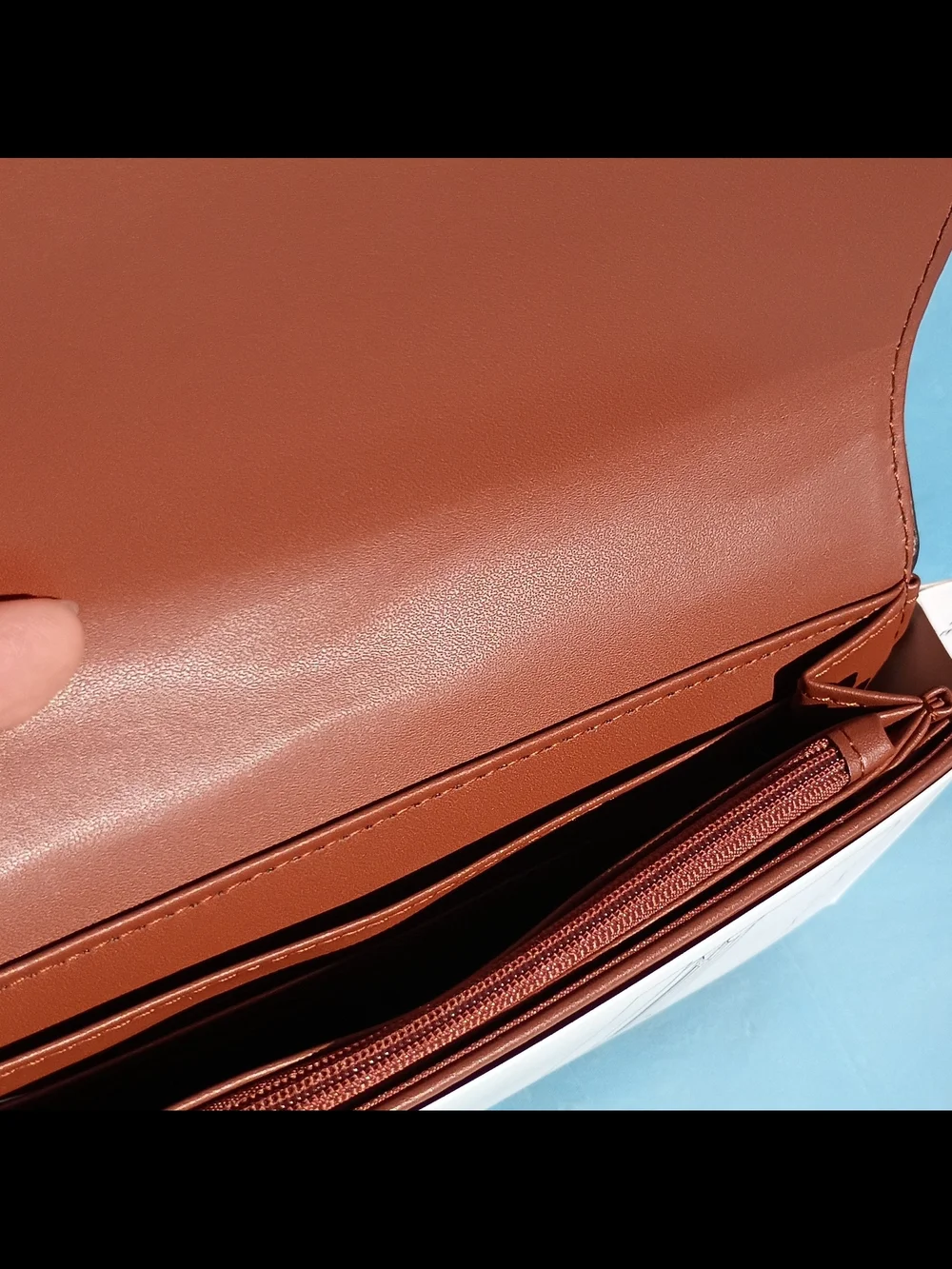 Free Assembly Tan Wave-Overlay Ladies Wallet